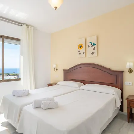 Hotel Playamaro
