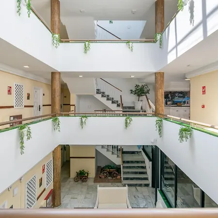 Hotel Playamaro